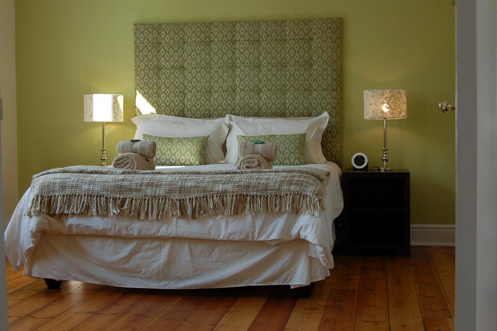 Six On Scott Bed & Breakfast Cape Town Rom bilde
